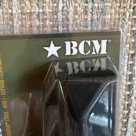 BCM gunfighter - Picture 2 of 4